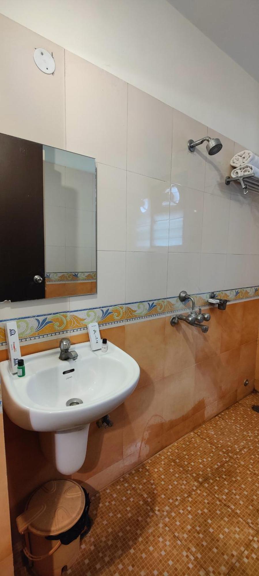 Hotel Krrish Inn - Ameerpet, Hajdarábád Exteriér fotografie