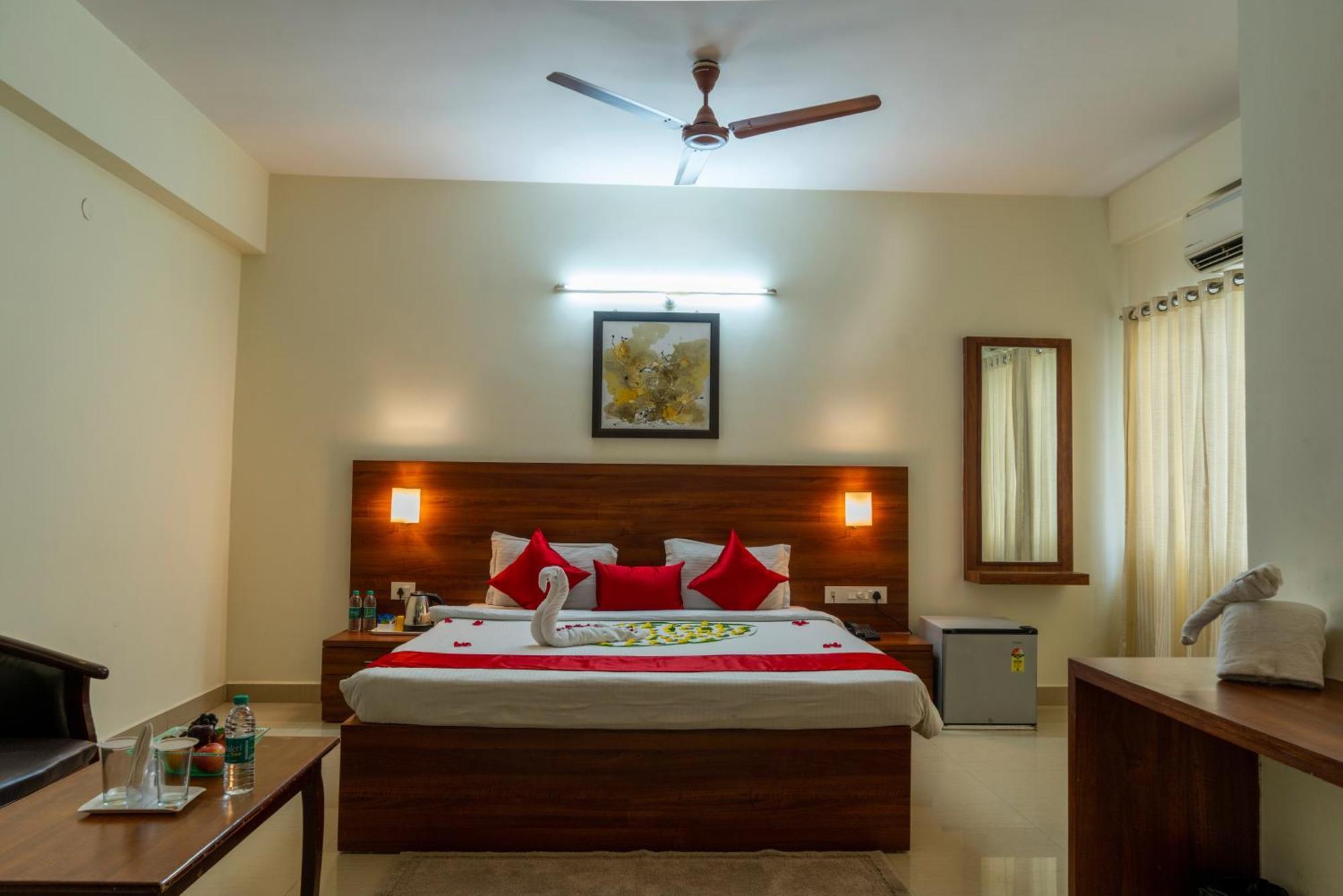 Hotel Krrish Inn - Ameerpet, Hajdarábád Exteriér fotografie